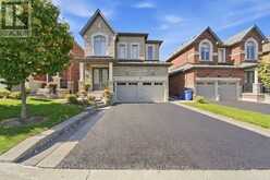 68 DUGGAN STREET | Aurora Ontario | Slide Image Two