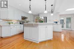 244 COLCHESTER DRIVE | Oakville Ontario | Slide Image Nineteen