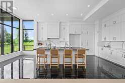 2 SUGARBUSH COURT | Halton Hills Ontario | Slide Image Three
