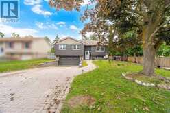 46 LILLIAN CRESCENT | Barrie Ontario | Slide Image Two