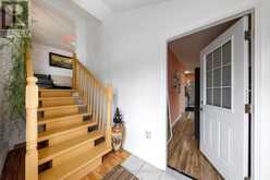 6 ELMHURST DRIVE | Toronto Ontario | Slide Image Three
