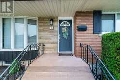 25 CLEARVIEW HEIGHTS | St. Catharines Ontario | Slide Image Five
