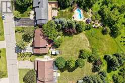 32 BRAWTON DRIVE N | Caledon Ontario | Slide Image Four