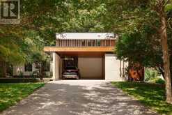 12 YORK VALLEY CRESCENT | Toronto Ontario | Slide Image Two