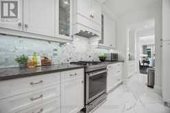 27 MINFORD AVENUE | Toronto Ontario | Slide Image Thirteen