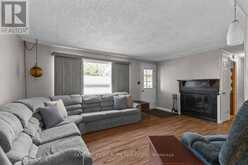 20 CAMERON DRIVE | Oro-Medonte Ontario | Slide Image Two