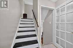 23 ROSEDALE COURT | Hamilton Ontario | Slide Image Five