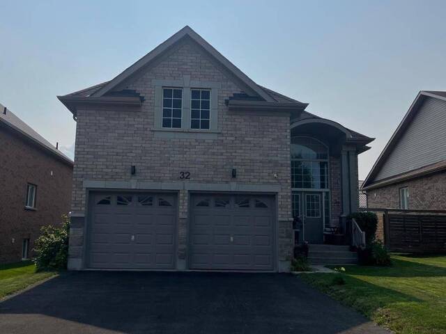 32 MIDDLETON DRIVE Wasaga Beach Ontario, L9Z 0G8 - 3 Bedrooms Home For Sale
