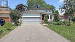 1413 HARMSWORTH SQUARE | Oakville Ontario | Slide Image One