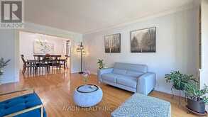 1413 HARMSWORTH SQUARE | Oakville Ontario | Slide Image Eight