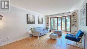 1413 HARMSWORTH SQUARE | Oakville Ontario | Slide Image Nine