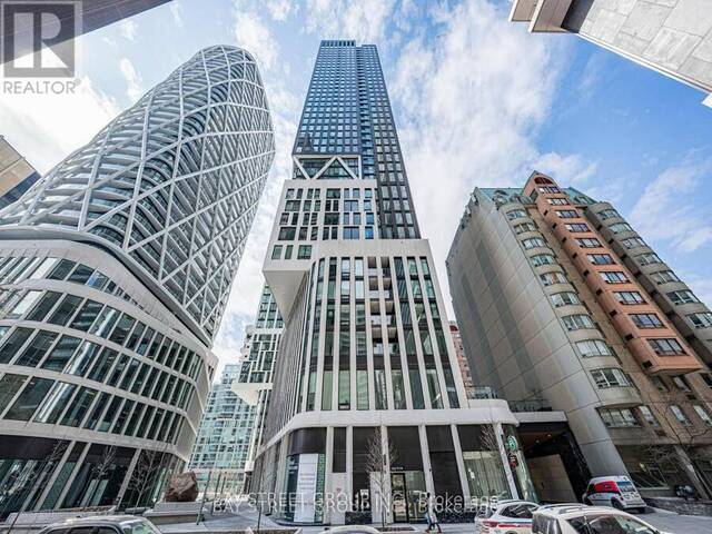 1904 - 238 SIMCOE STREET Toronto Ontario, M5T 1T4 - 2 Bedrooms Condo For Sale
