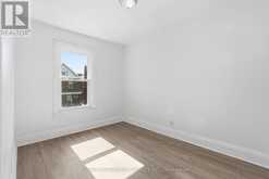 41 BARNESDALE AVENUE N | Hamilton Ontario | Slide Image Seventeen