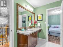 39 RIDING MOUNTAIN DRIVE | Richmond Hill Ontario | Slide Image Thirty-two