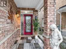 39 RIDING MOUNTAIN DRIVE | Richmond Hill Ontario | Slide Image Three