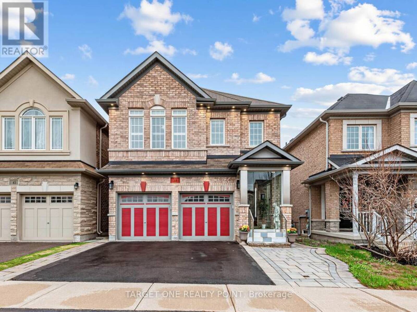39 RIDING MOUNTAIN DRIVE, Richmond Hill, Ontario L4E 0V4