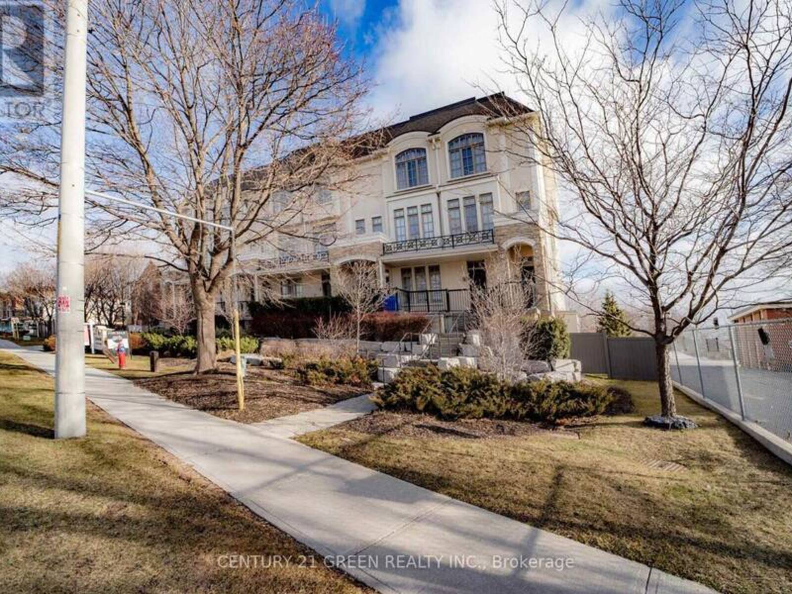 5 - 3071 CAWTHRA ROAD, Mississauga, Ontario L5A 2X4