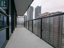1104 - 127 BROADWAY AVENUE | Toronto Ontario | Slide Image Fourteen