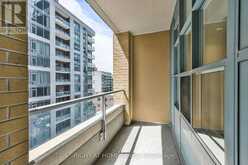 621 - 438 RICHMOND STREET W | Toronto Ontario | Slide Image Thirteen