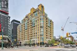 621 - 438 RICHMOND STREET W | Toronto Ontario | Slide Image One
