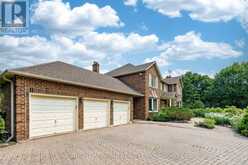 9 GLENRIDGE DRIVE | Markham Ontario | Slide Image Six