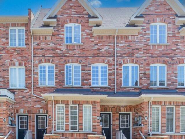37 CARNAHAN TERRACE Toronto Ontario, M4E 0B2 - 3 Bedrooms Condo For Sale