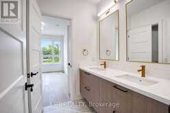 3 RICHMOND PARK DRIVE | Georgina Ontario | Slide Image Thirty-seven