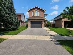 34 BELLROCK CRESCENT London Ontario, N5V 4X3