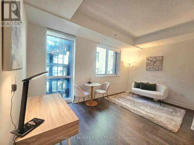 705 - 115 BLUE JAYS WAY Toronto Ontario, M5V 0N4 - 1 Bedroom Condo For Sale