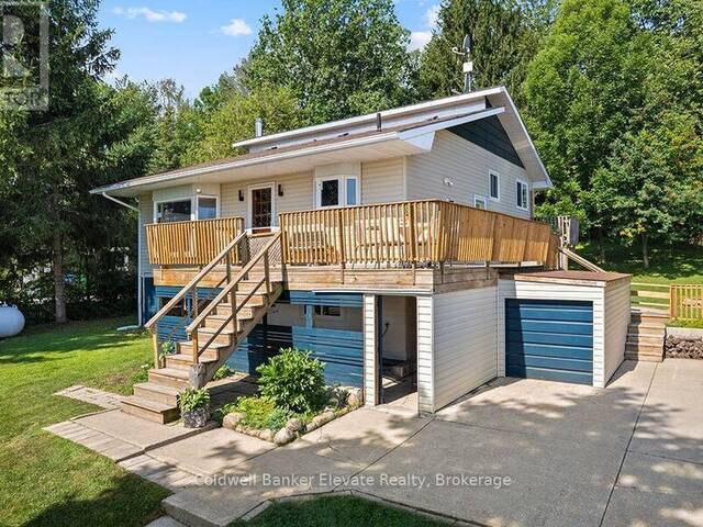 150 MACINTOSH DRIVE Georgian Bluffs Ontario, N0H 1S0 - 3 Bedrooms Waterfront Home For sale