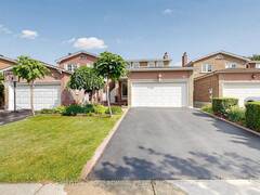 18 RICHBELL STREET Vaughan Ontario, L4J 5W4