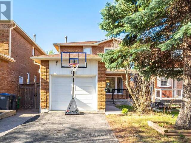 16 LANGHOLM COURT Brampton Ontario, L6Z 2Y1 - 4 Bedrooms Home For Sale