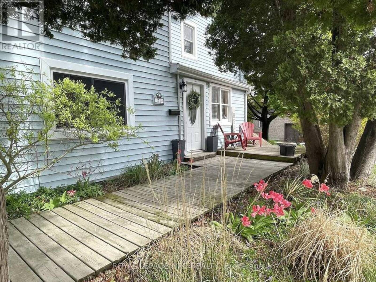 1 JOHN AVENUE, Paris, Ontario N3L 2S8