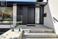 35 GERALDTON CRESCENT | Toronto Ontario | Slide Image One