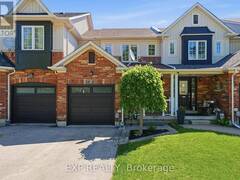 3 BATTENBERG COURT East Gwillimbury Ontario, L0G 1M0
