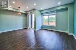 8 BEDROCK DRIVE | Hamilton Ontario | Slide Image Twelve