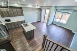 8 BEDROCK DRIVE | Hamilton Ontario | Slide Image Six
