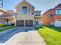 102 WESTMINSTER CIRCLE Barrie Ontario, L4M 0A6
