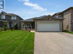 9 STEPHANIE LANE Barrie Ontario, L4N 0V2