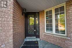 3191 OAKVIEW ROAD | Mississauga Ontario | Slide Image Three