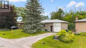 566 HIGHLAND CRESCENT | Brock Ontario | Slide Image Two