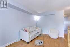 17 - 800 DUNDAS STREET W | Mississauga Ontario | Slide Image Four