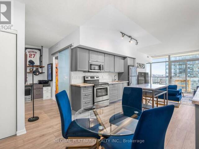 2014 - 105 THE QUEENSWAY WAY Toronto Ontario, M6S 5B5 - 2 Bedrooms Condo For Sale