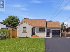 63 CHESTER ROAD Hamilton Ontario, L8E 1Y1