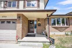 1251 JALNA BOULEVARD | London Ontario | Slide Image Thirteen
