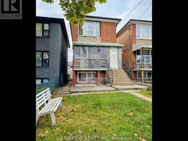 52 PALMERSTON AVENUE Toronto Ontario, M6J 2J1 - 5 Bedrooms Home For Sale