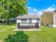 34 DOVER ROAD Welland Ontario, L3B 2T9