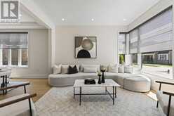 197 POLLY DRIVE | Oakville Ontario | Slide Image Four