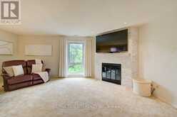 32 - 52 BLUE SPRINGS DRIVE | Waterloo Ontario | Slide Image Ten