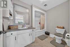 17 GRANTHAM AVENUE S | St. Catharines Ontario | Slide Image Thirty